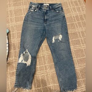 Abercrombie & Fitch High Rise Mom Jeans
